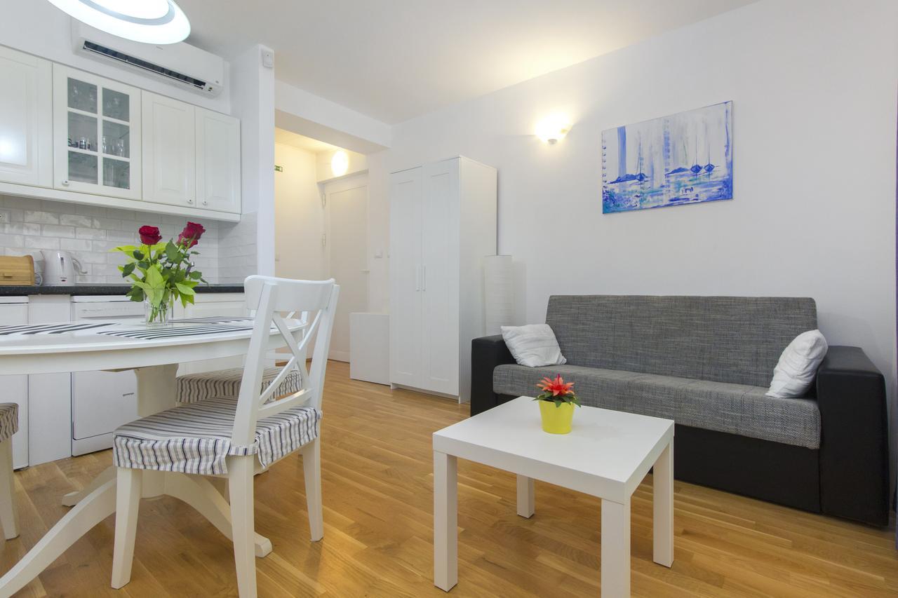 Apartments Villa Tribunj Tribalj Extérieur photo